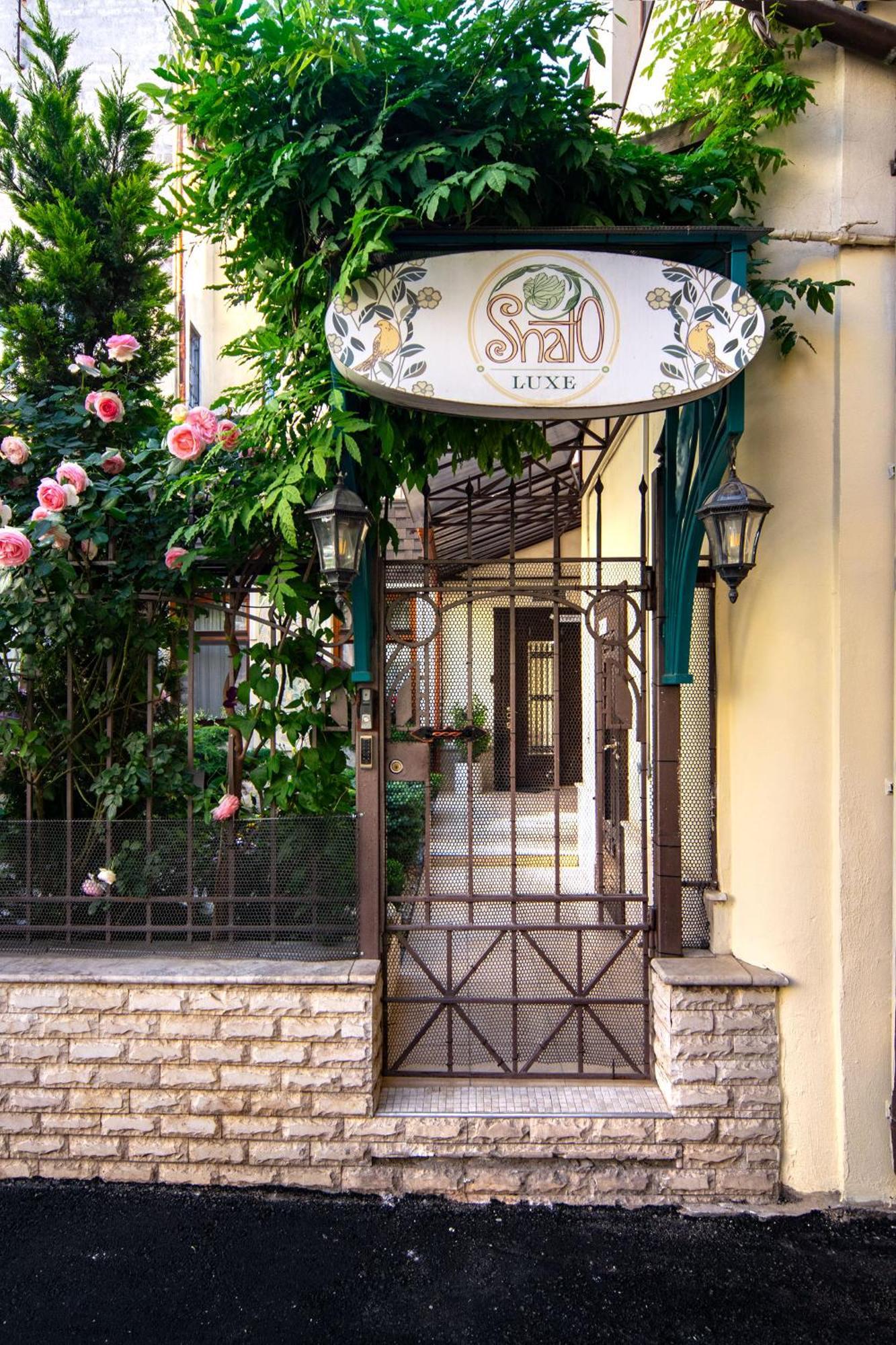 Shato Luxe Odesa Exterior photo